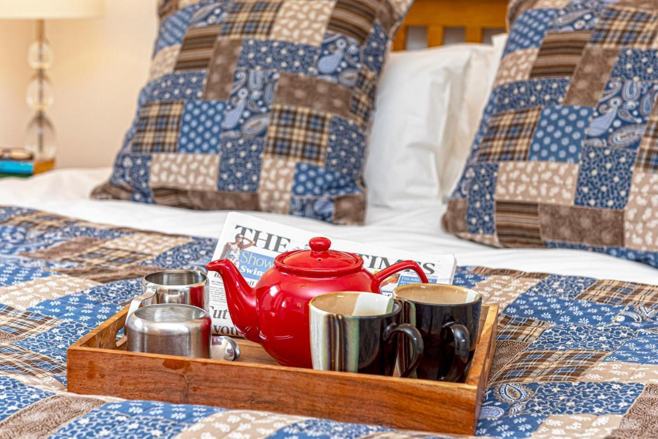 Laurel - Pet-Friendly Cottage With Indoor Pool, Hot Tub & Panoramic Snowdonia Views Colwyn Bay Buitenkant foto