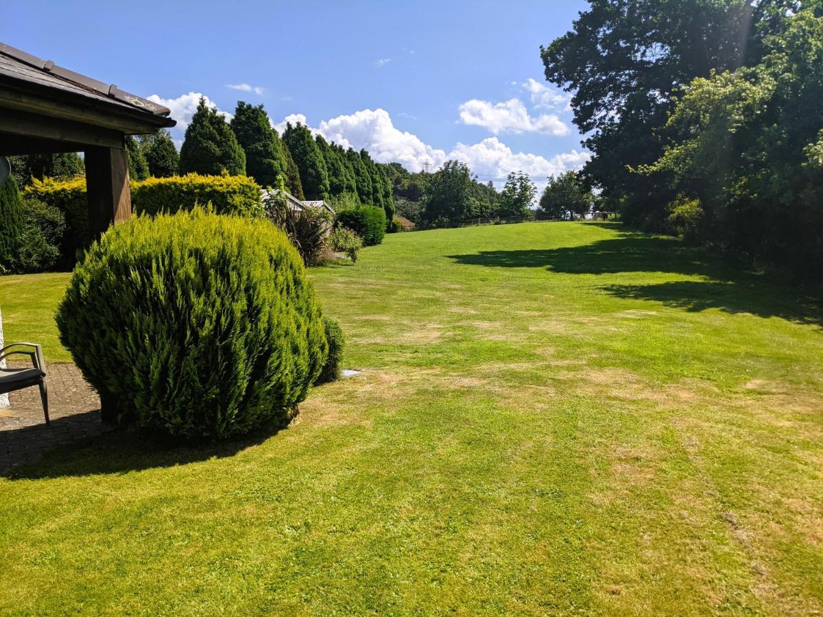 Laurel - Pet-Friendly Cottage With Indoor Pool, Hot Tub & Panoramic Snowdonia Views Colwyn Bay Buitenkant foto